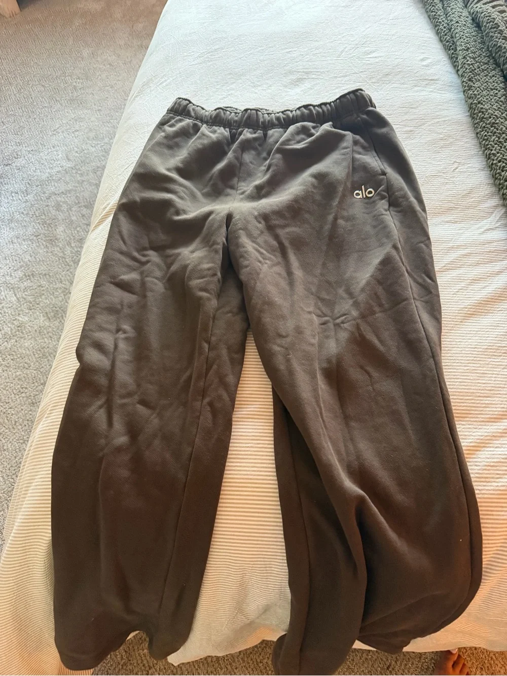 ALO Yoga Kids Chocolate Brown Joggers with Logo